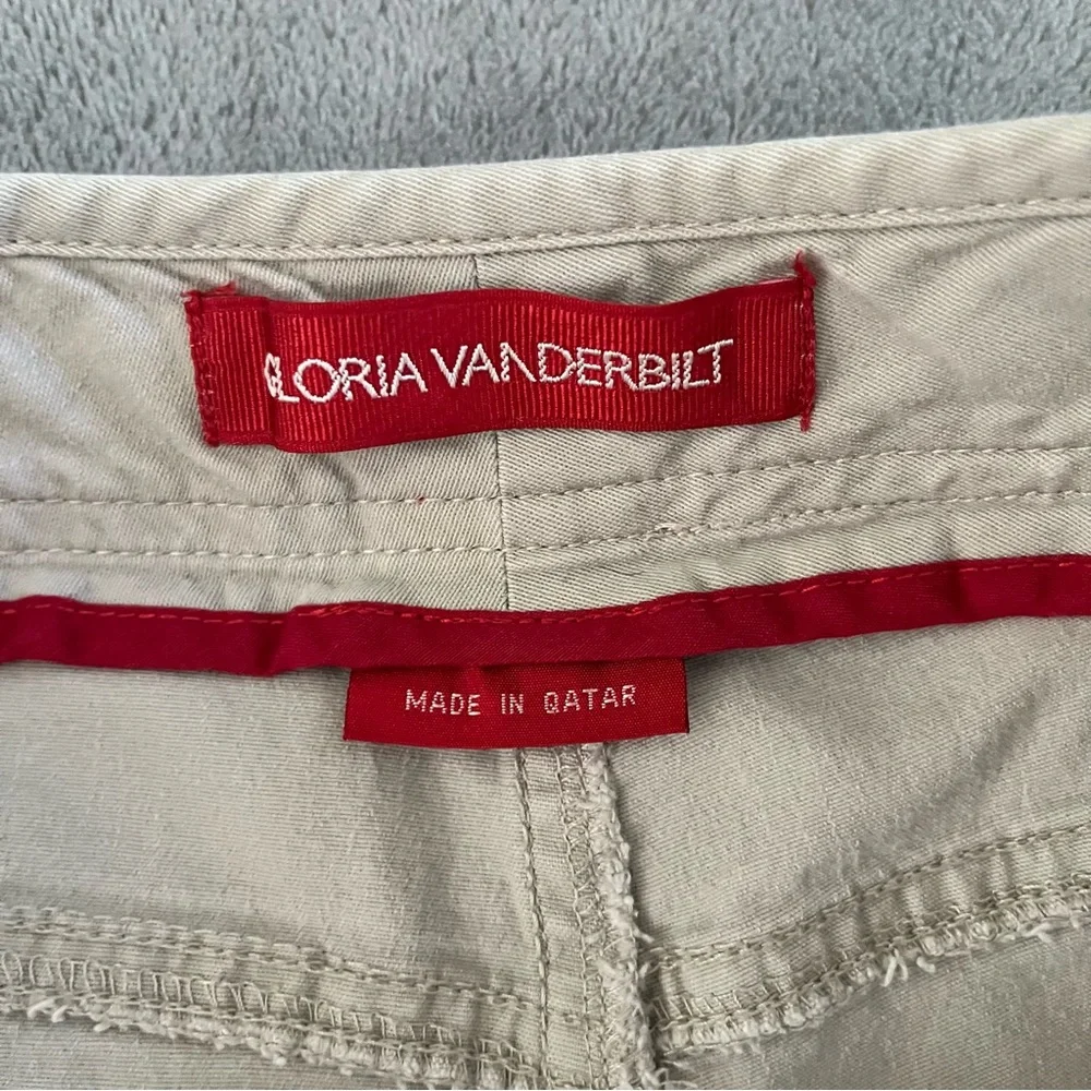 Vintage Gloria Vanderbilt Women Capri Cropped Pants Size 14P Beige Lace up Front